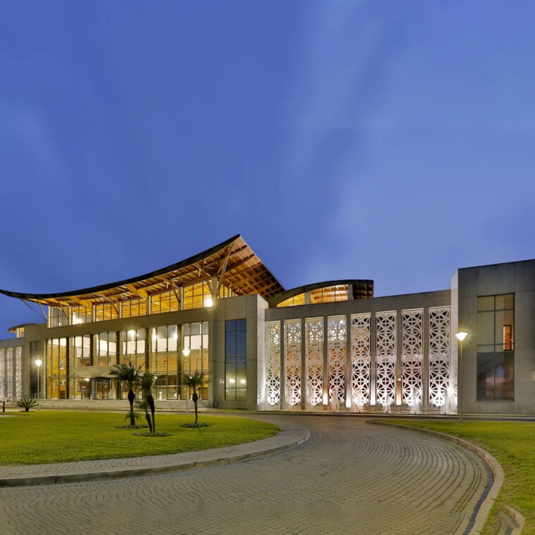 Amphitrite-Palace-Conference-Centre